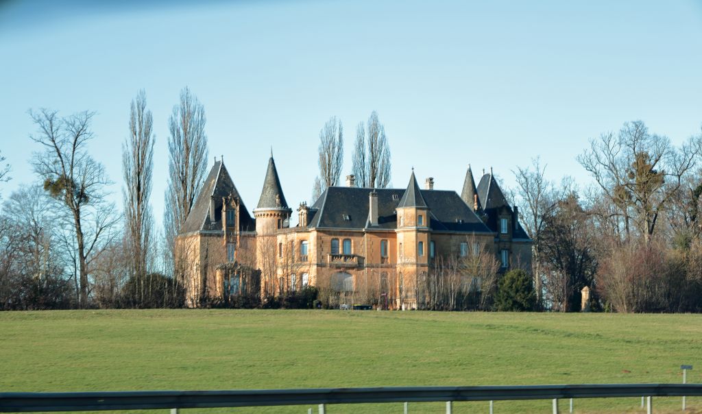 Sur la Route, On The Road Again